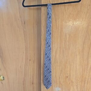 Patterned Men's Tie Handmade 100% silk